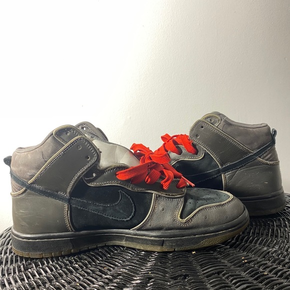 Nike SB . MF DOOM - Picture 9 of 11